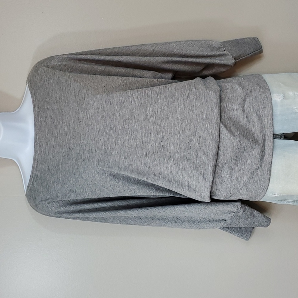 Trendy Touch Women's Batwing Gray Boat Neck Off the Shoulder Long Sleeve…